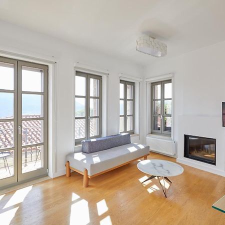 Clock Tower Arachova Suites Exterior photo