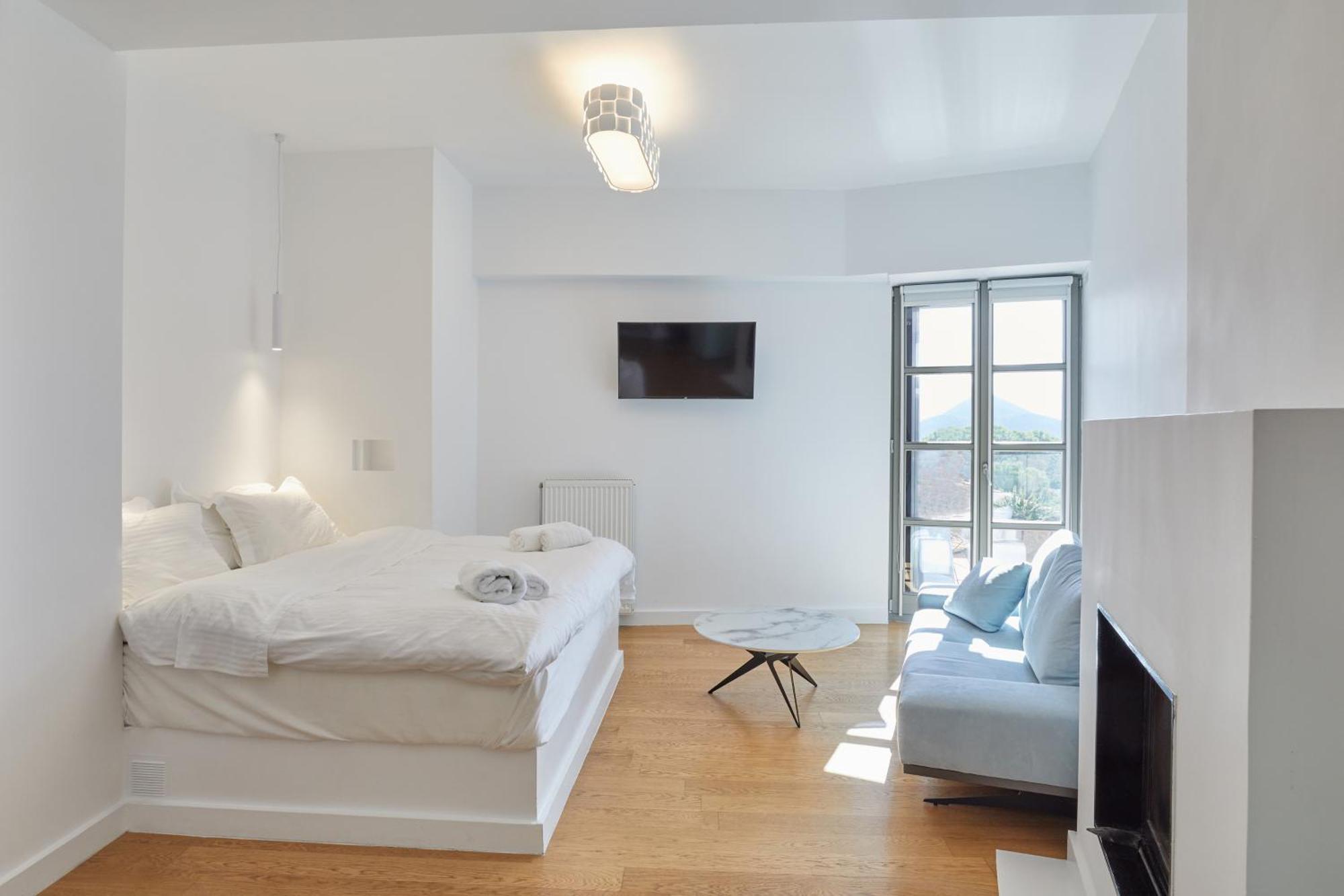 Clock Tower Arachova Suites Exterior photo